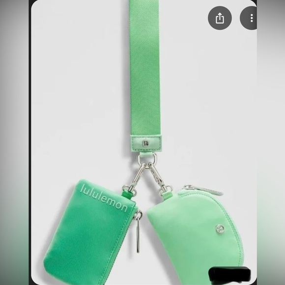 Lululemon Citra Lime Green Dual Pouch Wristlet NWT - Picture 1 of 6